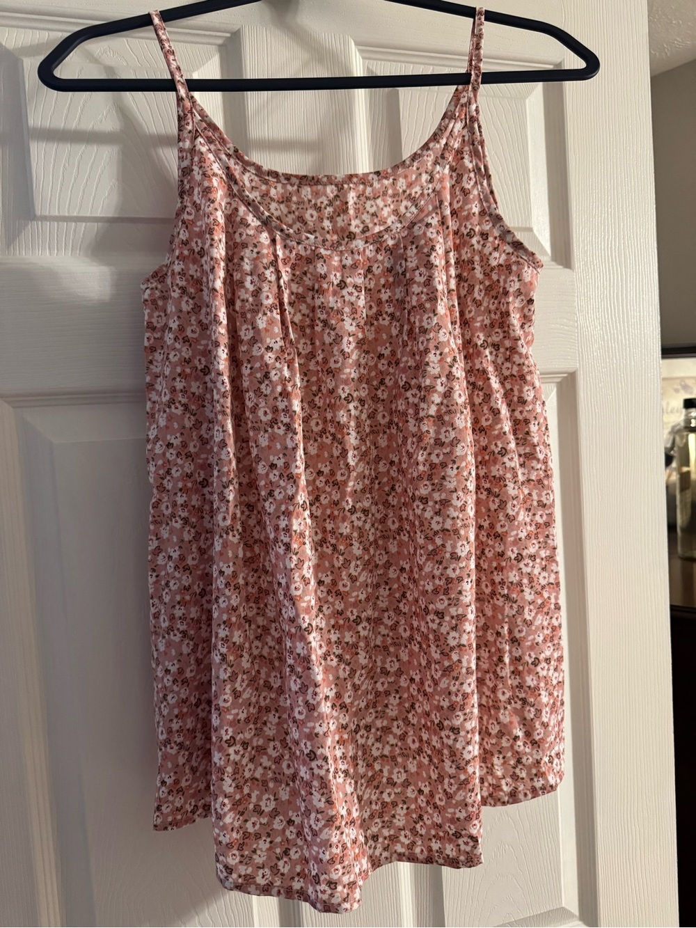 SHEIN Dusty Pink Floral Spaghetti Strap Tank